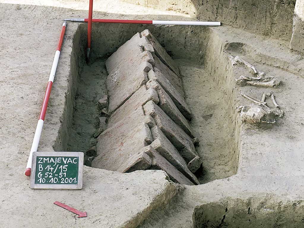 Zmajevac (Mocsolás) - Grob 52 (Filipović 2001)