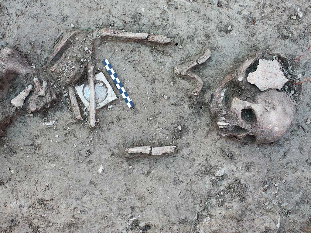 Osijek - Divaltova Street 120, grave 54 (Mesarić 2009)