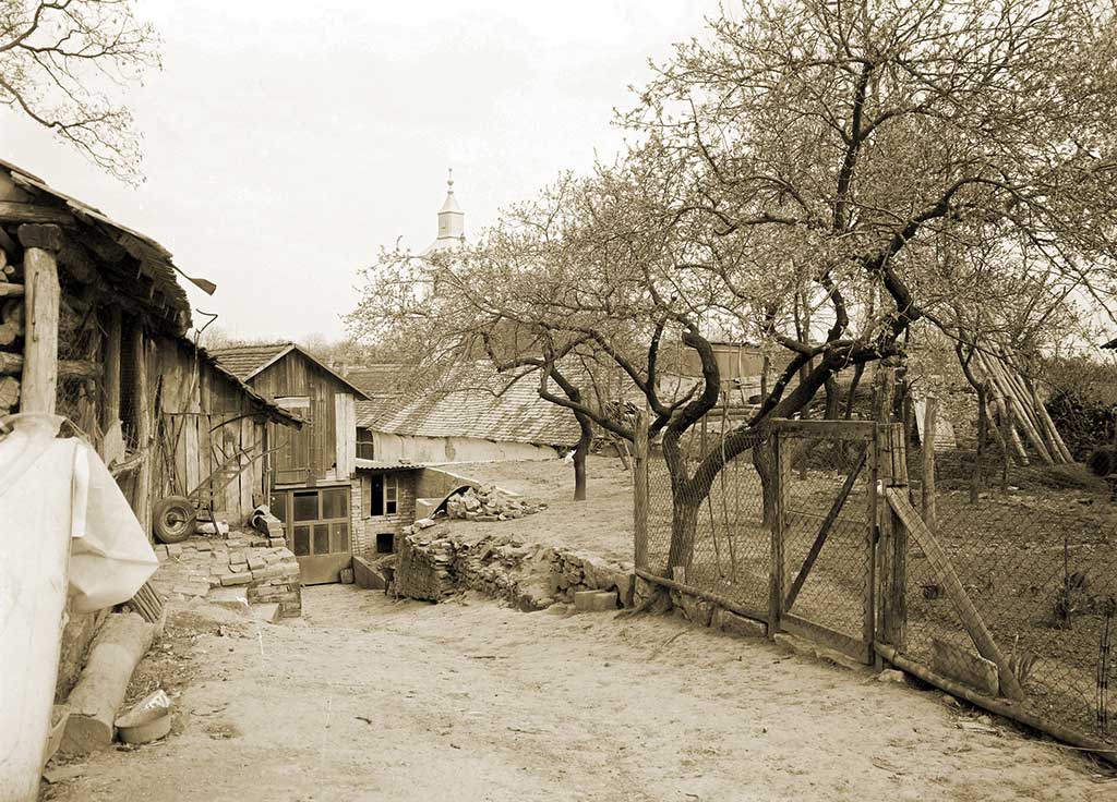 Kamenac - Former Roman site in 1978 (Konzervatorski odjel Osijek 1978)
